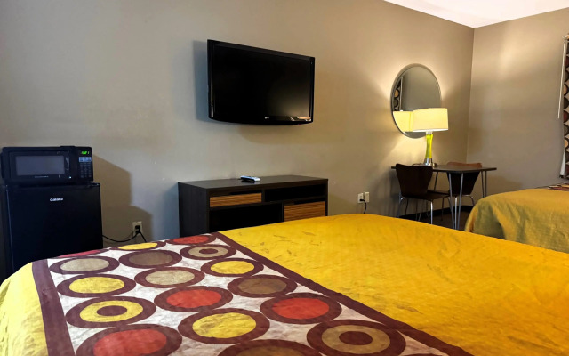 Super 8 by Wyndham Jackson/Ridgeland