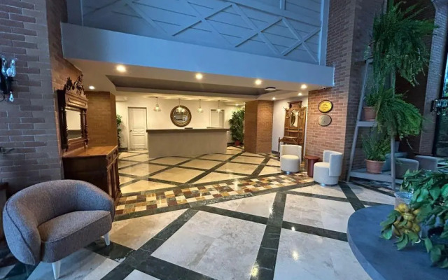 Kentia Hotel