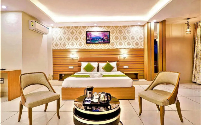The Glory Hotel