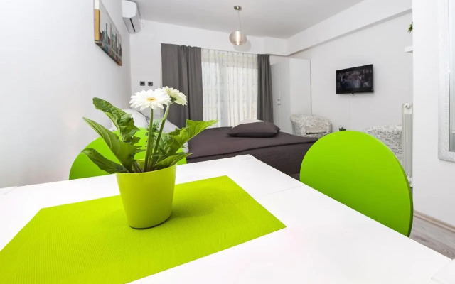 Studio Apartment White