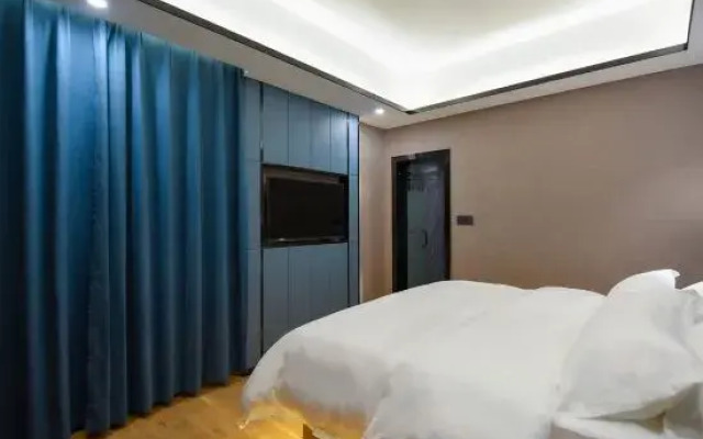 Zhicheng Select Hotel (Yongzhou Vocational and Technical School)