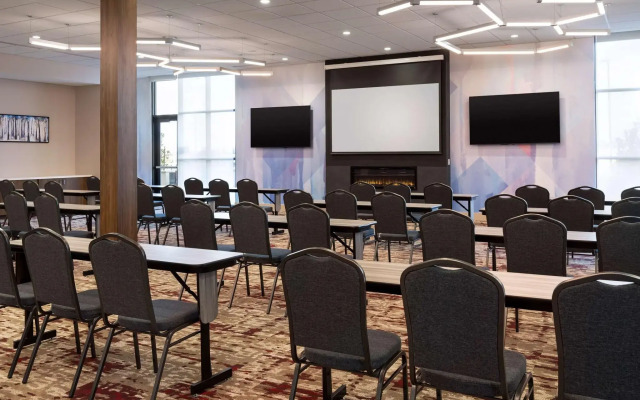 Hilton Garden Inn Visalia, Ca