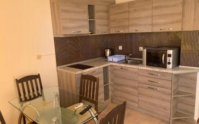 Lilia Guest House