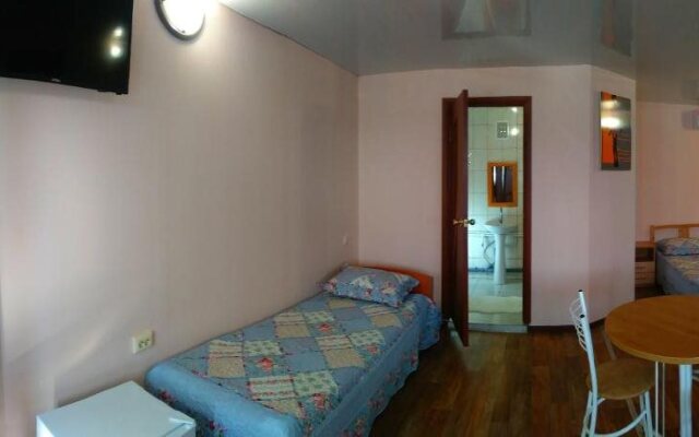 U Azovskovo Morya Mini-hotel