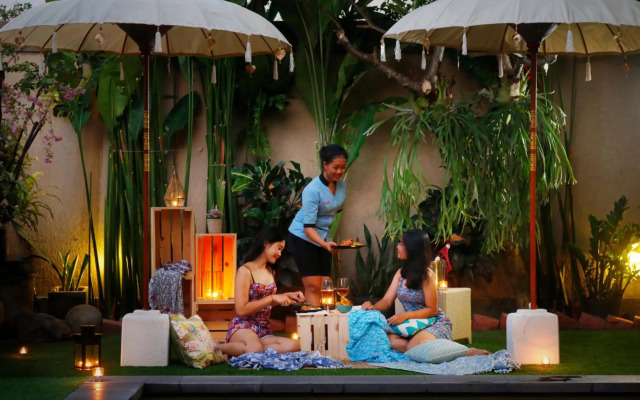Vansari Hotel