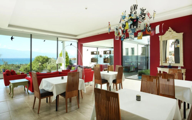 Teomida Hotel