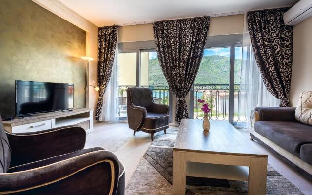 2MONTENEGRO LIMETA APARTMENTS with pool