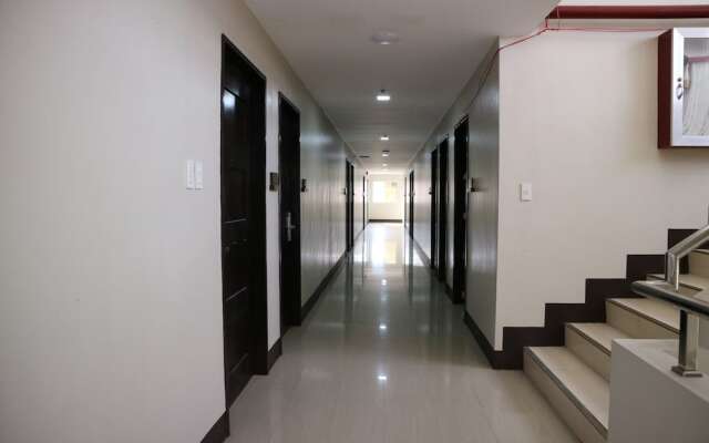 Gateway 21 Hotel and Dormitel
