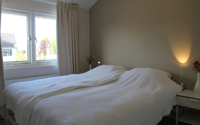 Splendid Holiday Home With Jetty, Waterfront Terrace, Garden