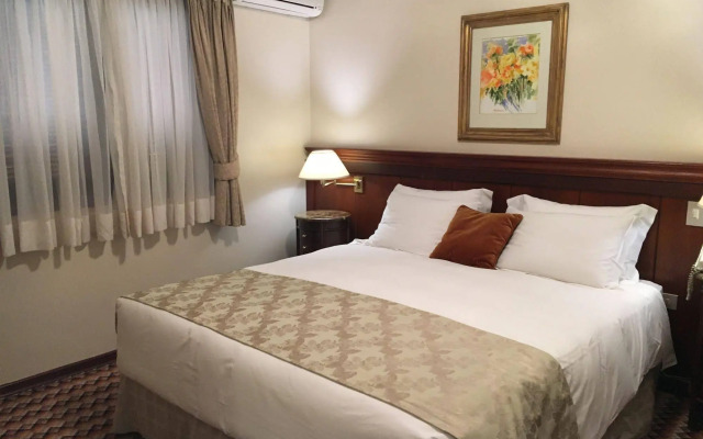 Le Suisse Elegance Hotel