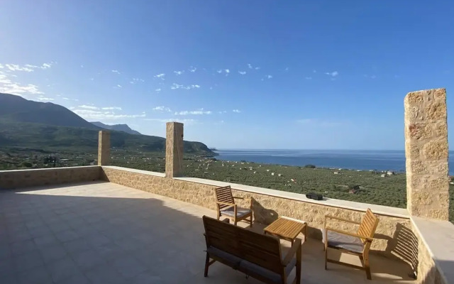 Luxury Villa With Private Pool Kika Residences