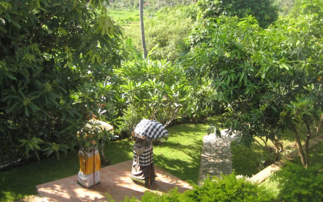 Lovina Villa Resort Puri Bulan