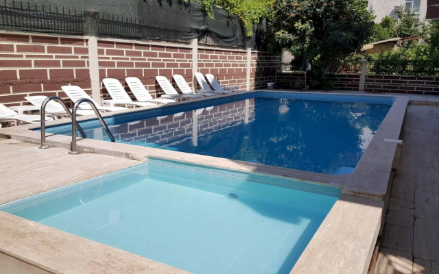 Kartal Hotel