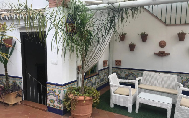 Pequeño palacete Calle Santas Patronas