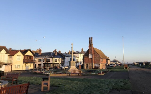 The Lapwing, Aldeburgh