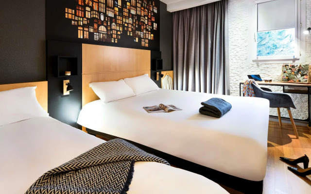 ibis Macon Sud Crêches