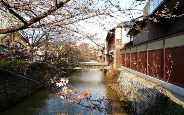 Reikaku Kiyomizu-Gojo