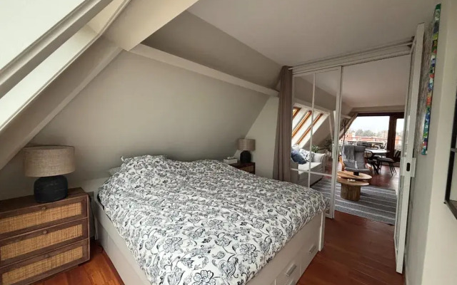 Penthouse in De Haan With Sea View