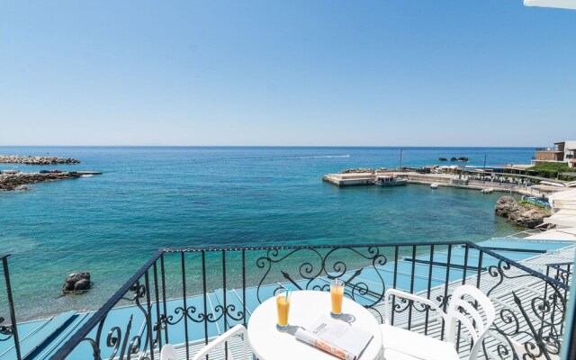 Samaria by the Sea