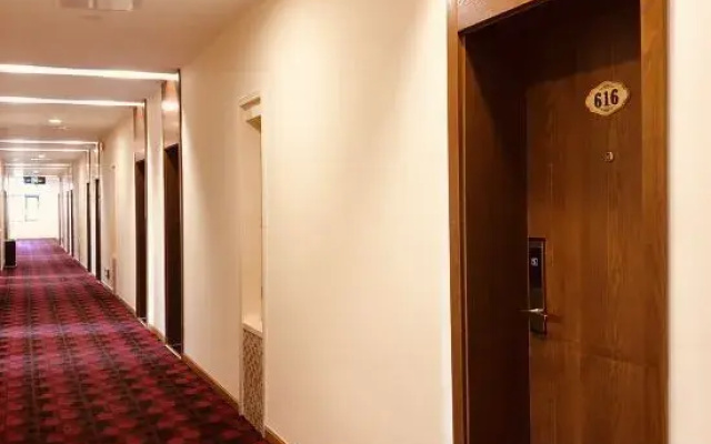 Minzu Building Express Hotel (Zhengzhou Zijing Shandong Street Subway Station)