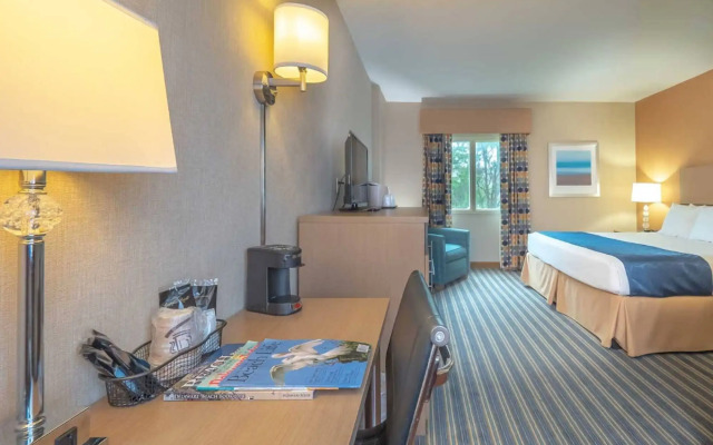 Atlantic Sands Hotel & Conference Center