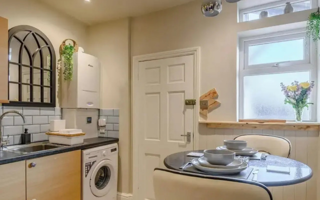 Nirvana Apartment Sunniest Spot in Scarborough