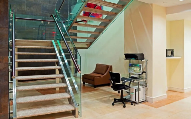 Holiday Inn L.I. City Manhattan View( Closed)