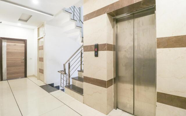 Capital O 77326 Hotel Royal View