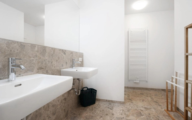 easy flat apartments