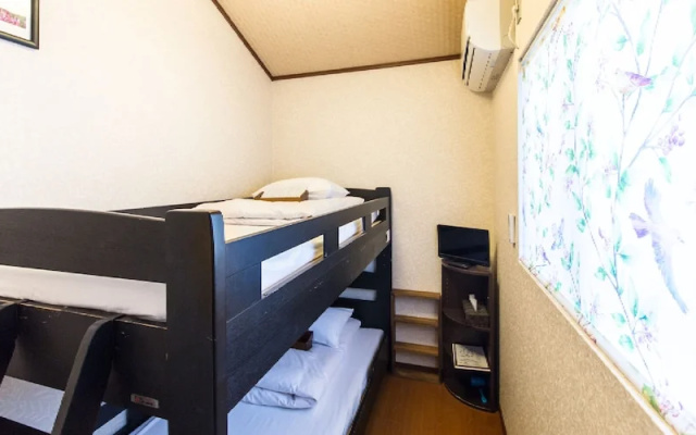 Guest House Na-No-Hana - Hostel Caters To Women
