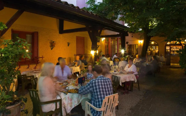 Hotel Le Commerce
