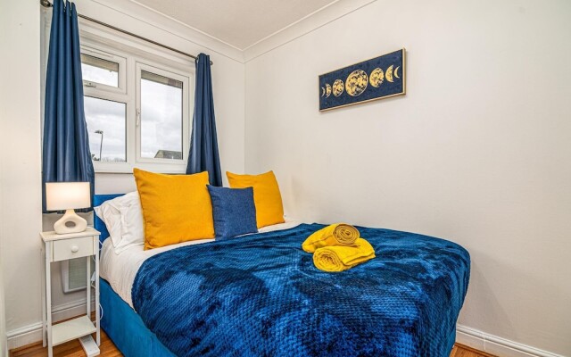 Luxurious 2 bed House - Free Parking