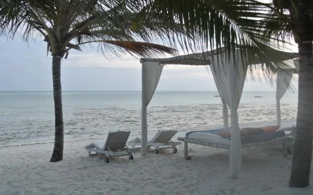 Twiga Beach Resort & Spa
