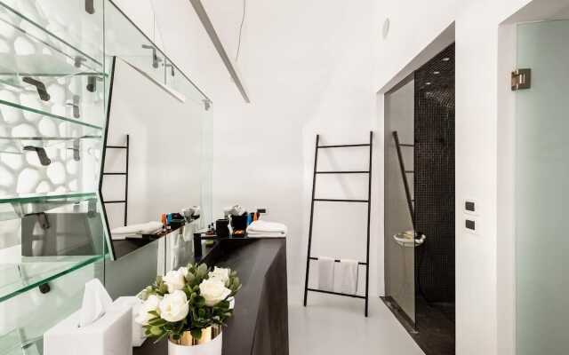 Grace Hotel, Auberge Resorts Collection