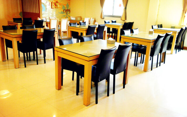 Discovery Motel - Tucheng