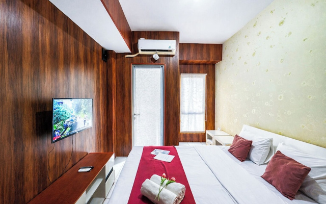 Wood Accents Studio At Tamansari Prospero Sidoarjo Apartment