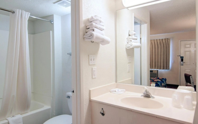 Motel 6 Tempe, AZ - Broadway - ASU