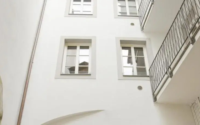 Goethe Apartment