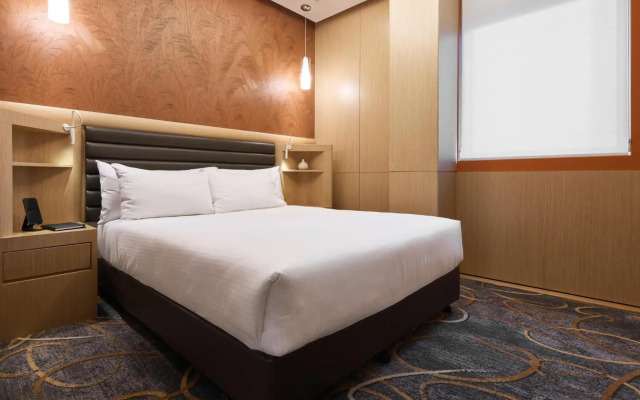 Rydges Australia Square Hotel
