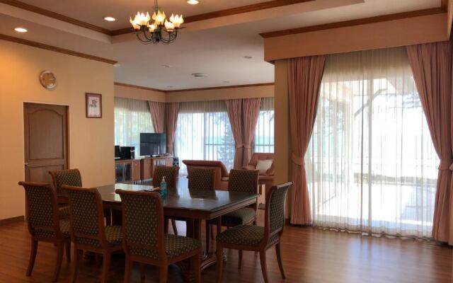 Seapine Beach Golf and Resort Hua Hin