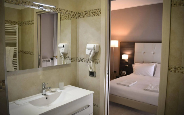 Brain Rooms & Suite