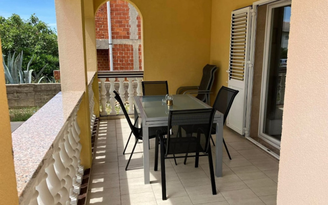 Holiday Home Bella 1 Bella 2