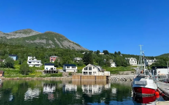 Torsken Brygge - Senja by Heart