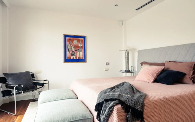 Lavish Villa With Private Pool