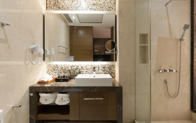 Yicheng Apartment Central Plaza