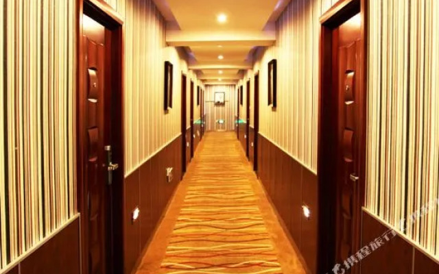 Huangyan Yulong wisdom Hotel