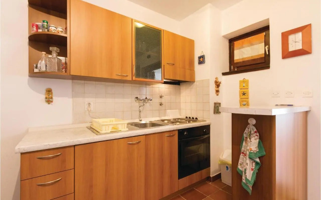 Apartment Barbariga with Sea View 09