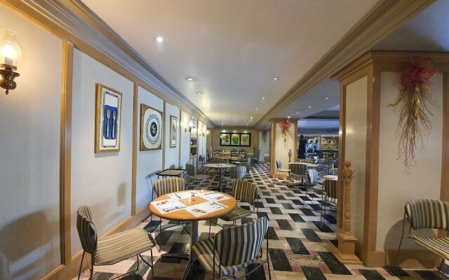Hotel La Estancia