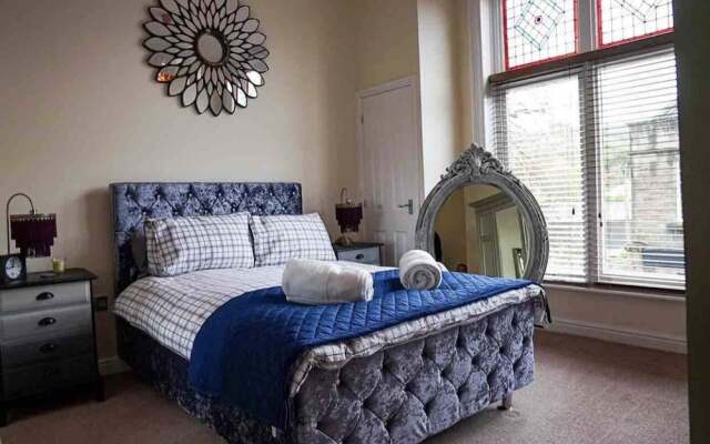 Inviting 2-bed Apartment in Matlock Sleeps 6