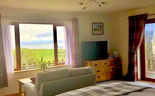 Aviedale Cottage B&B